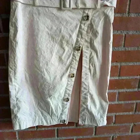 Super cute anthropology light pink linen skirt with faux thigh slit size 8 - Picture 3 of 7